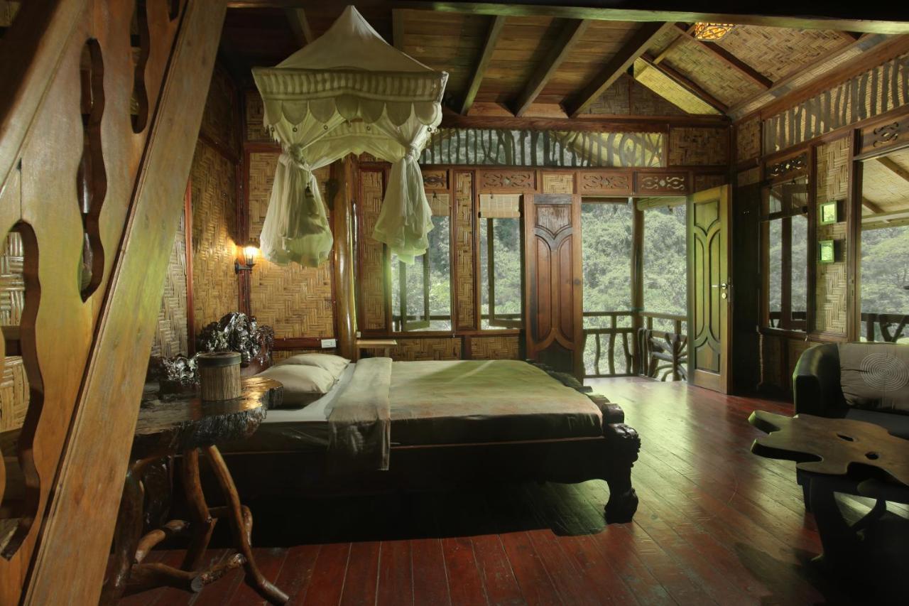 Kupu Kupu Garden Guest House & Cafe Bukit Lawang Zewnętrze zdjęcie