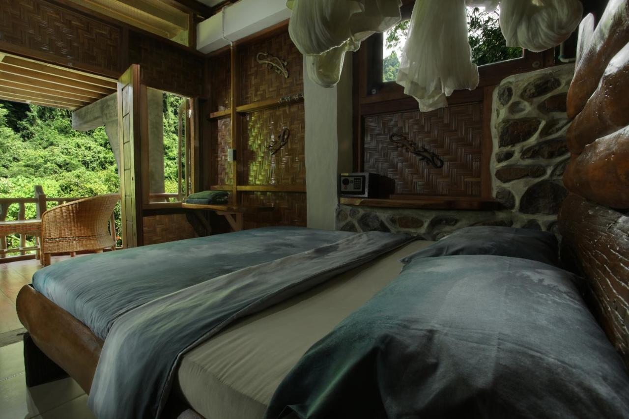 Kupu Kupu Garden Guest House & Cafe Bukit Lawang Zewnętrze zdjęcie